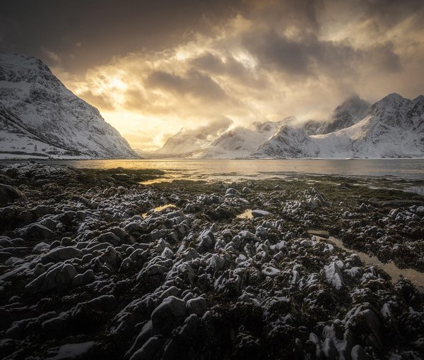 Cairn & Fjord
